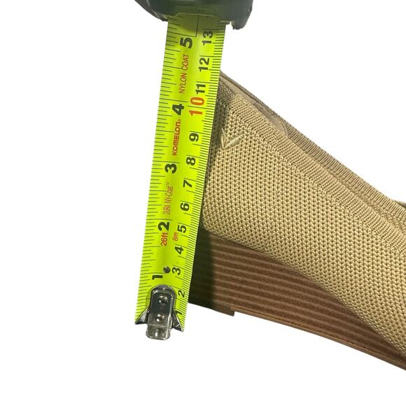 Vivaia Wedge Heels Sz 38 US 7 Beige Knit Pointed Toe Eco-Friendly Comfort Shoes - Picture 9 of 11